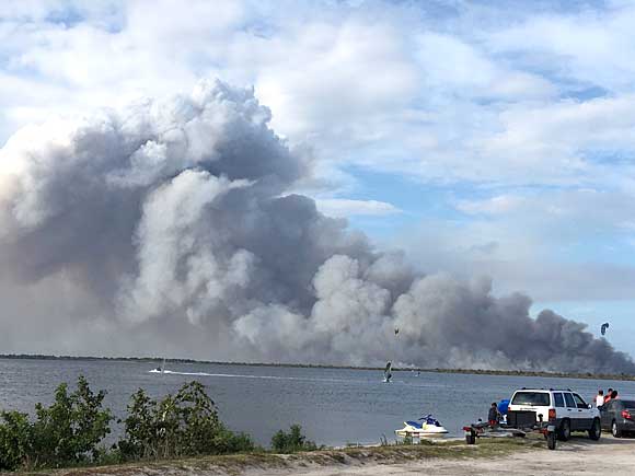 MERRITT-ISLAND-FIRE-580-1