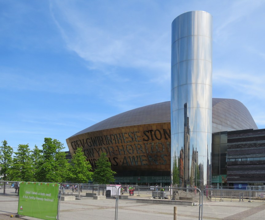 The Wales Millennium Centre with the Water Tower in the foreground.