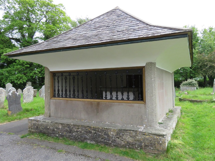 Holy-Trinity-Church_03