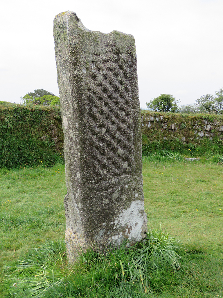 King-Donierts-Stone_02