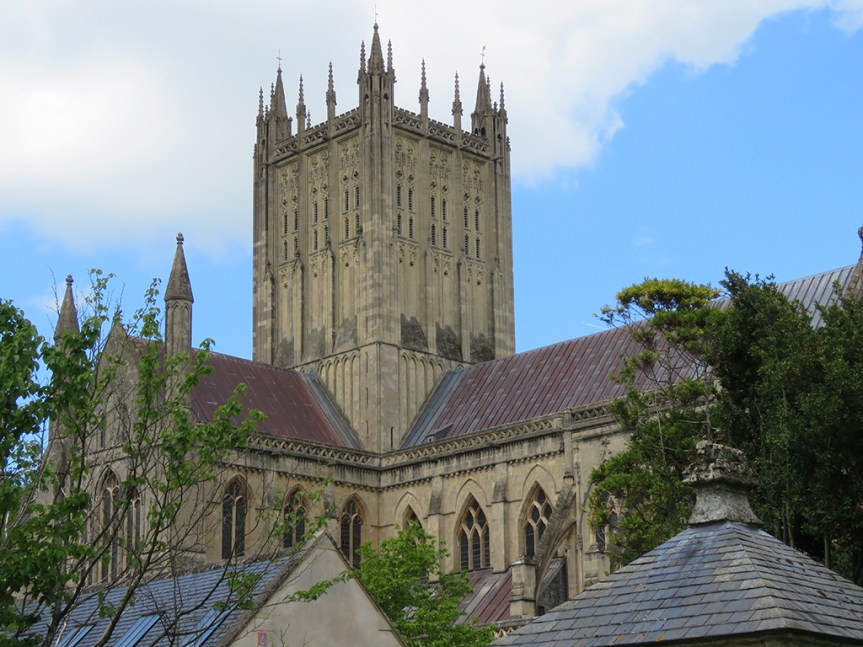 40_Bishops_Palace_Cathedral_View_17